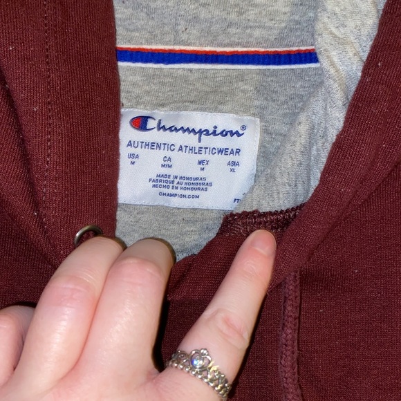 Men’s champion hoodie - Picture 2 of 3